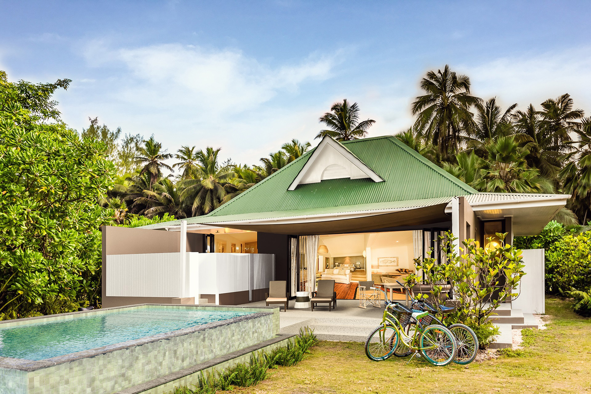 blue safari seychelles accommodation beach suite pool