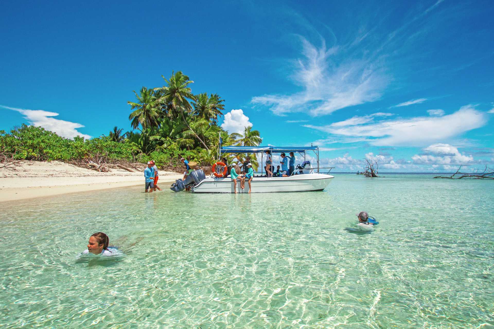 alphonse family seychelles